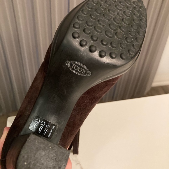 Authentic Tod’s Italian ankle booties, chocolate suede, leather trim, size 38,5 - Picture 9 of 13